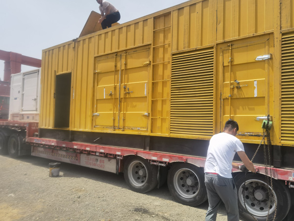 灵山发电机出租100KW发电机需要什么规格的电缆线？